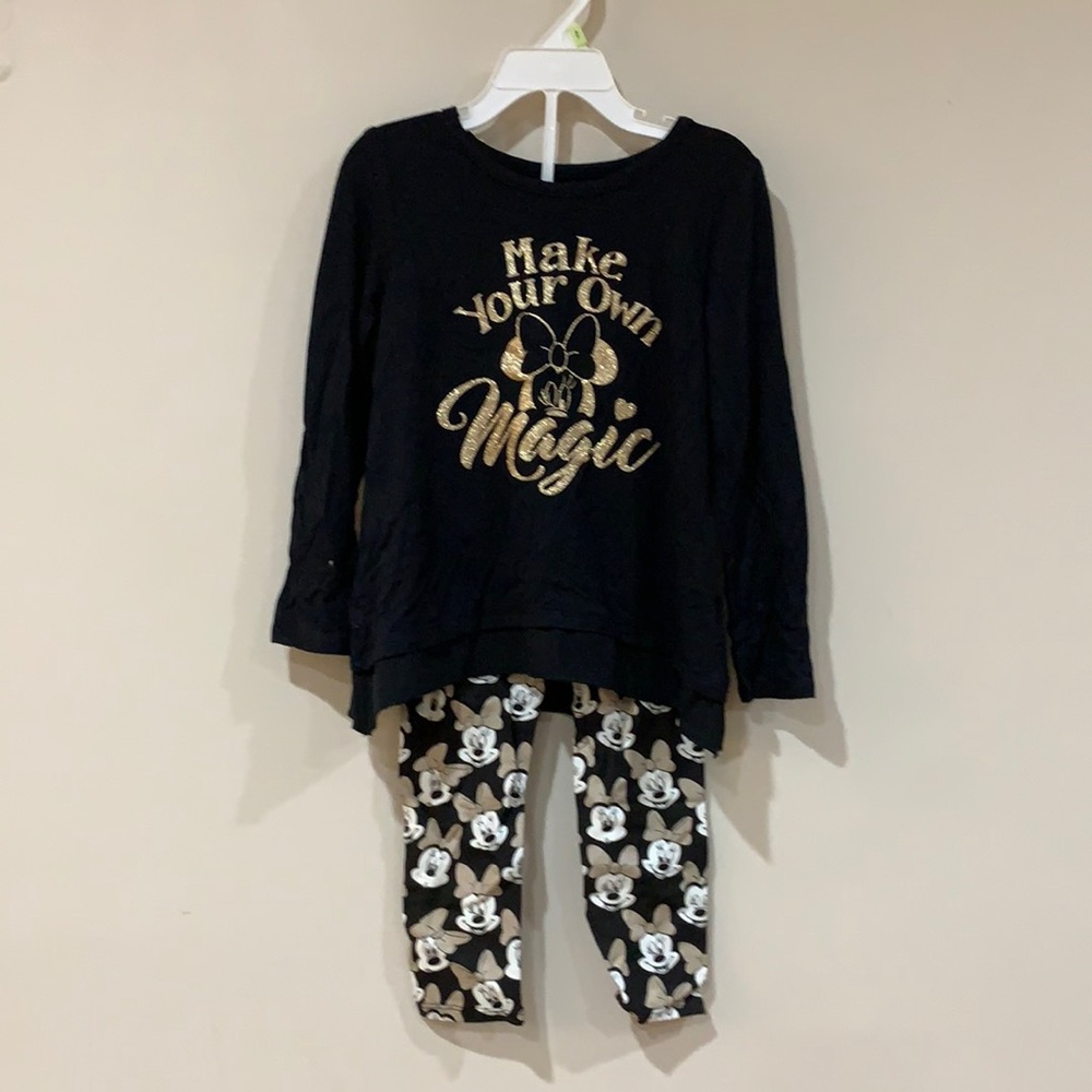 Disney Minnie mouse outfit NWOT